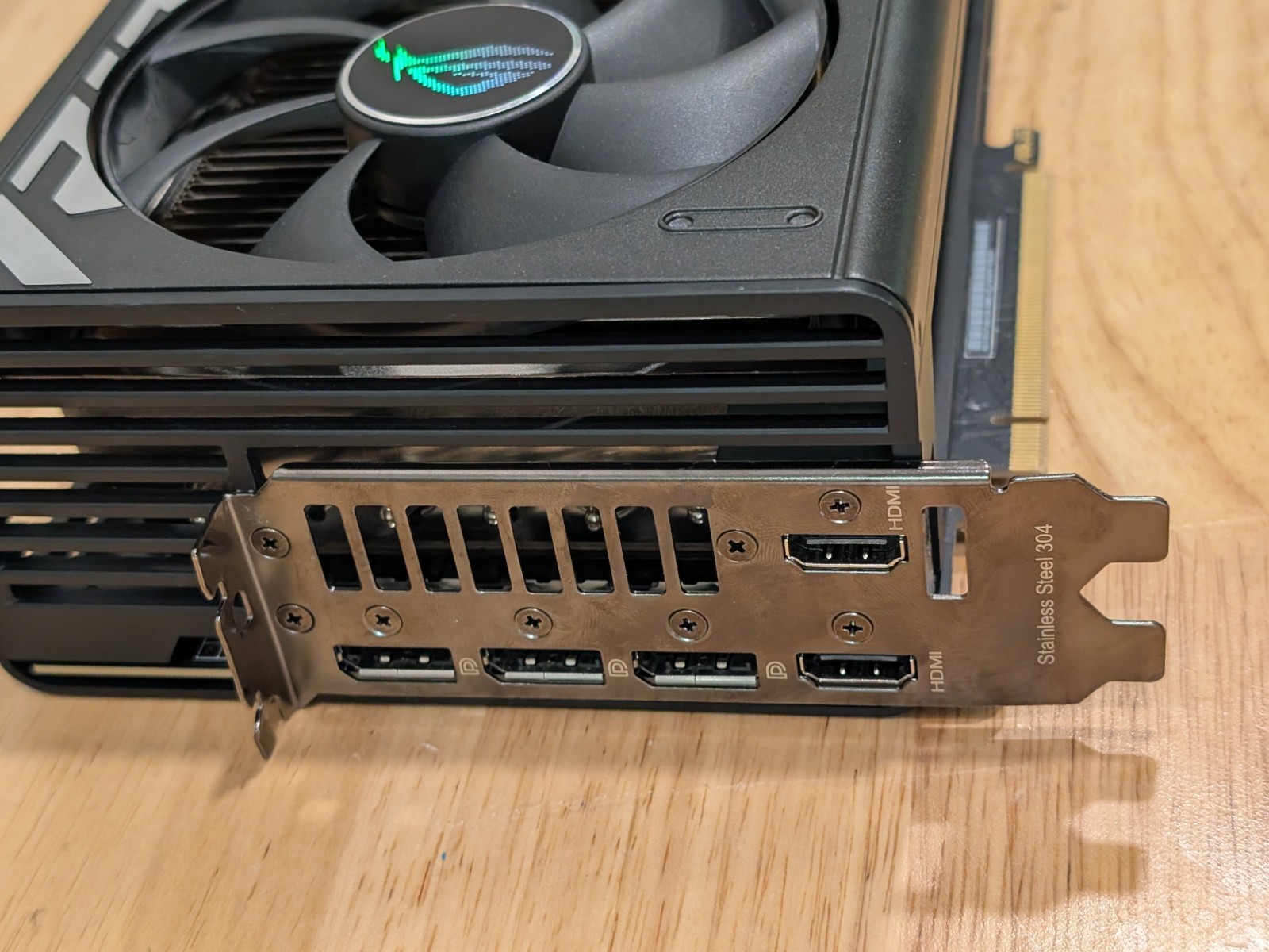 BH OFFER ASUS ROG Strix GeForc - Rtx 4090 24Gb Graphics Card 评论和价格